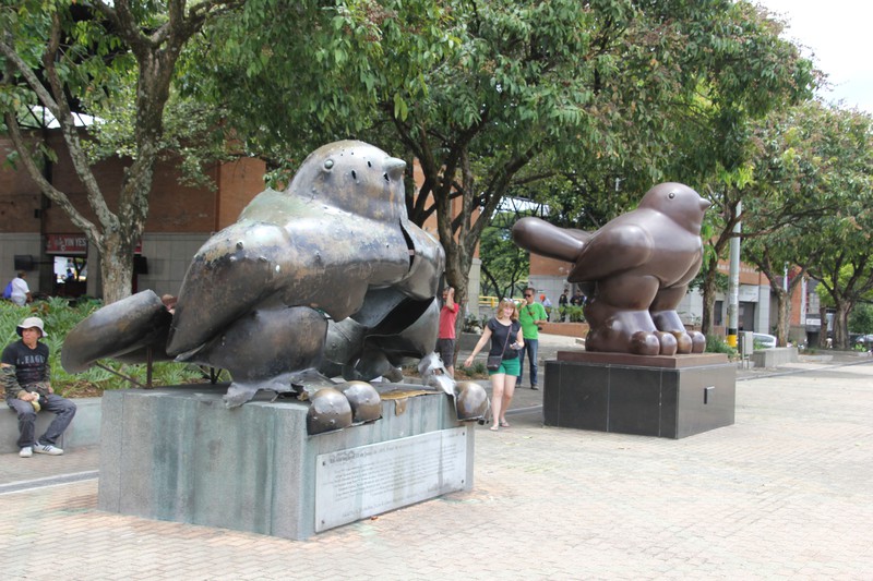 Birds of peace by Fernando Botero